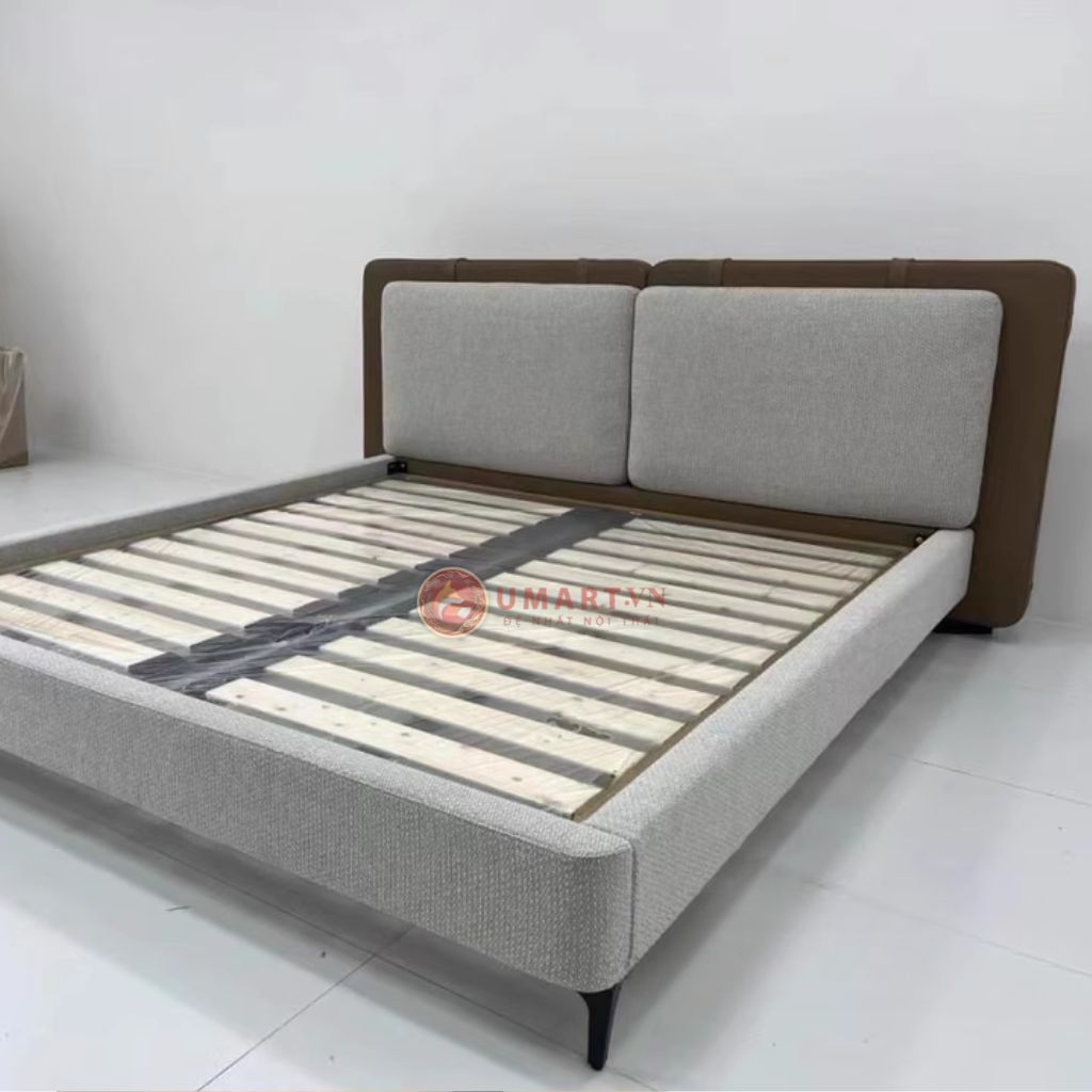 Hình ảnh giường bọc nệm cao cấp gn-1662 tại nhà a Hải ở quận thủ đức Hình ảnh giường bọc nệm cao cấp gn-1662 tại nhà a Hải ở quận thủ đức